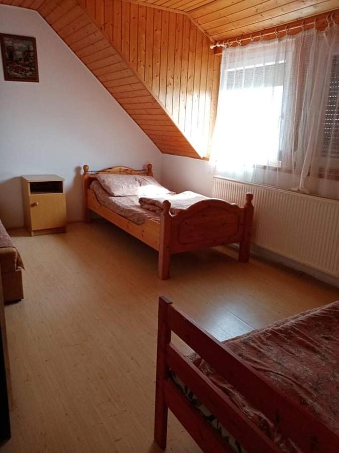 Badacsonyi Magan Szallas Bytom Extérieur photo